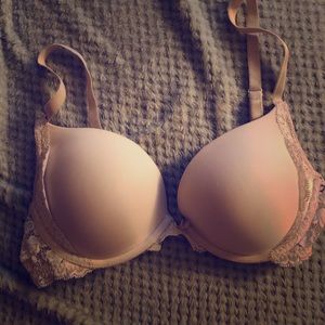 Victoria’s Secret bra